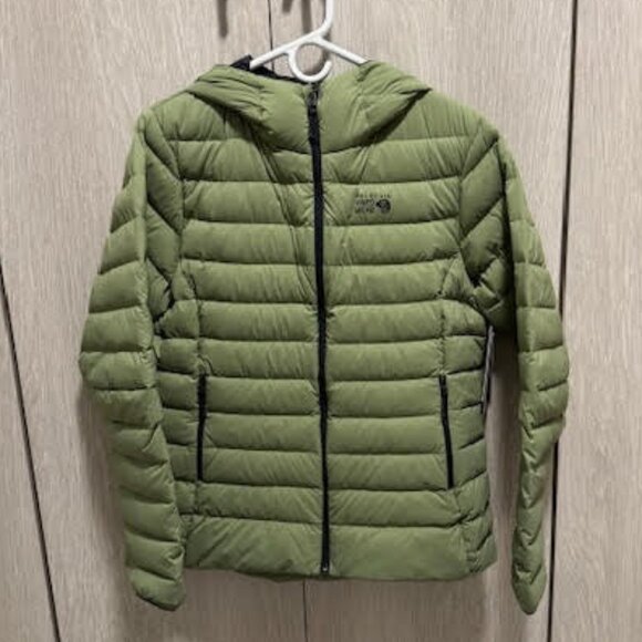 Mountain Hardware Deloro Down Jacket in Light Cactus, Size Large - Picture 2 of 13